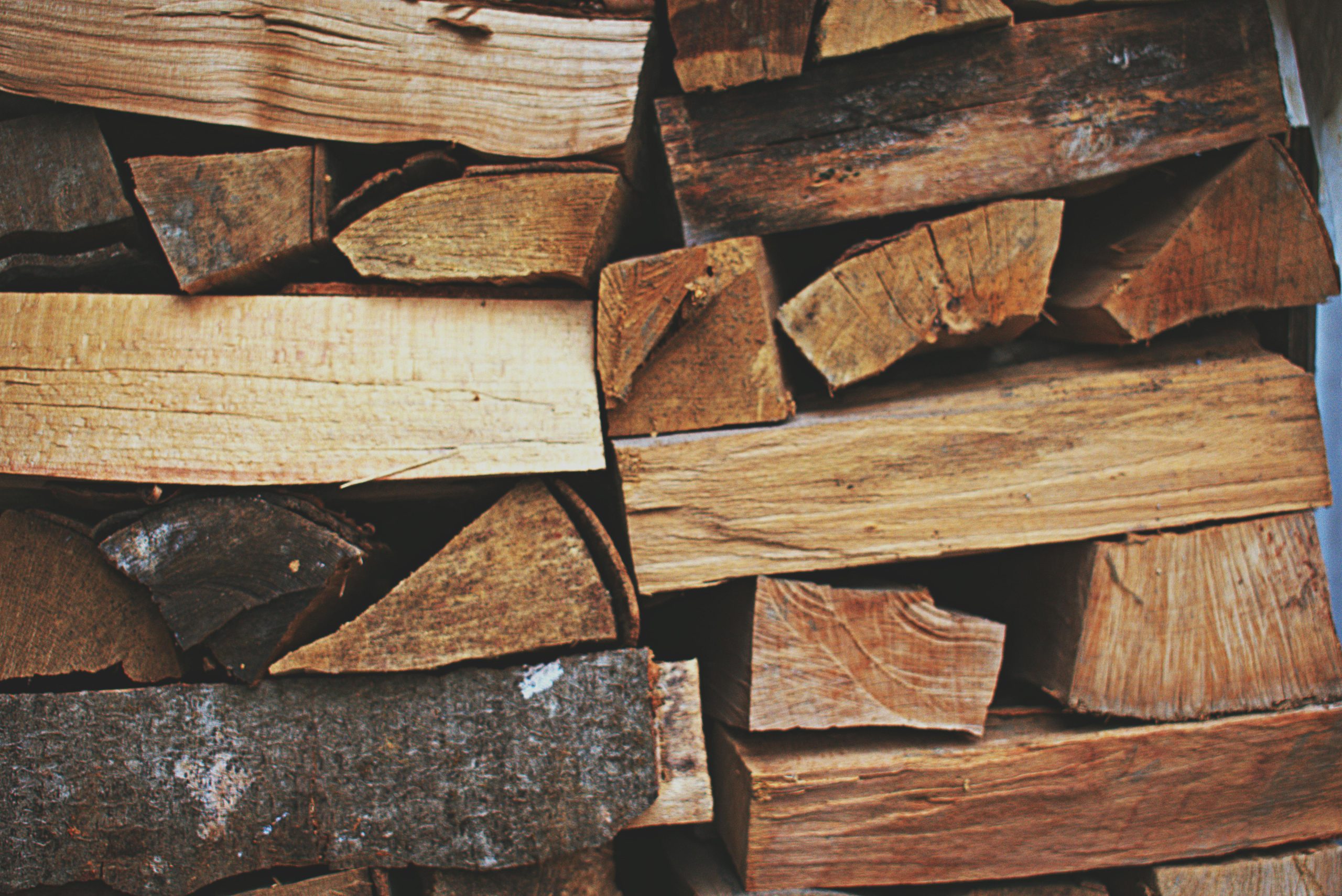 Pourquoi acheter son bois de chauffage en ligne ?